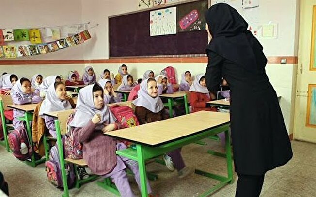 اخذ سهمیه استخدام ۵۷۷۶ معلم در شهرستان های استان تهران