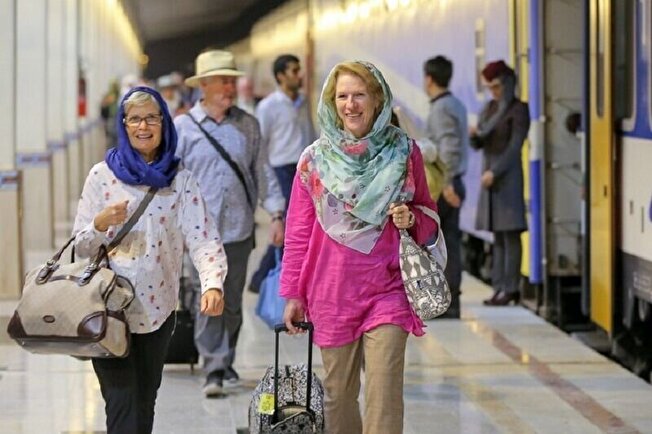 بیش از ۲ میلیون گردشگر به استان اصفهان سفر کردند